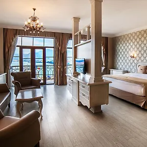 The Admiral Hotel Batumi